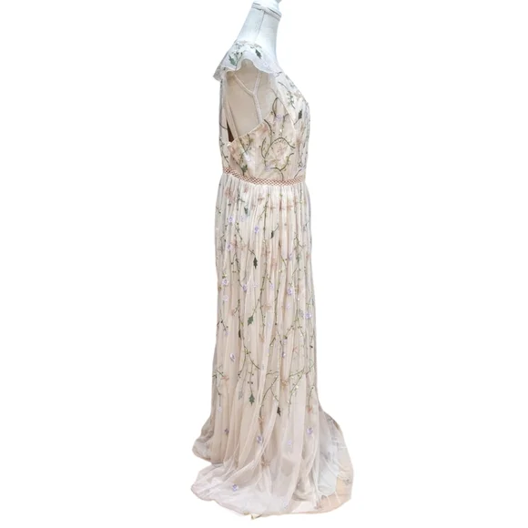 ASOS DESIGN pretty embroidered floral and sequin mesh maxi dress Size 12 - Picture 5 of 14